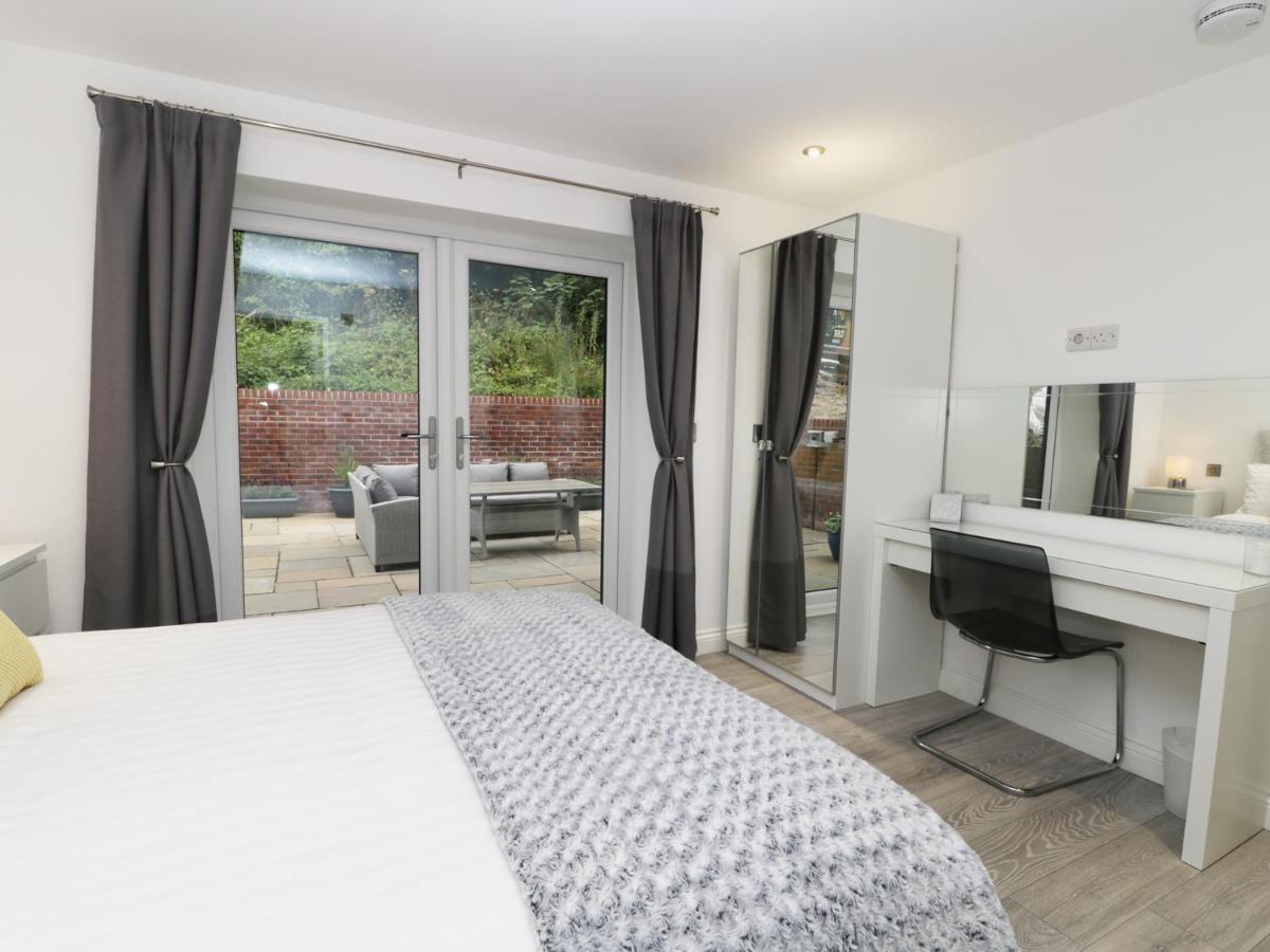 The Office Gardens, Apartment 1 Γουίτμπι Εξωτερικό φωτογραφία